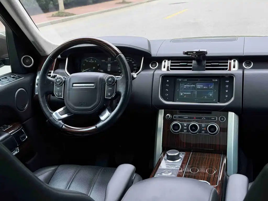 Land Rover Range Rover 2016 — фото 8