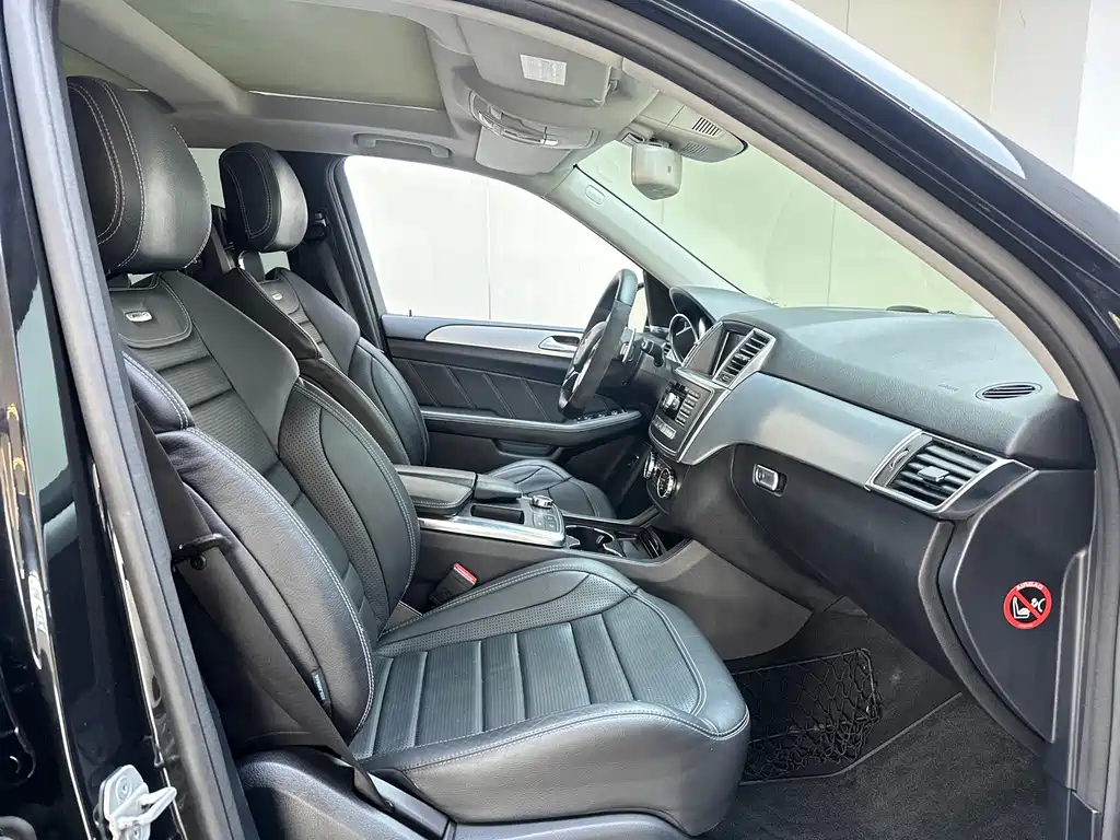Mercedes-Benz M-Class AMG 2015 — фото 12