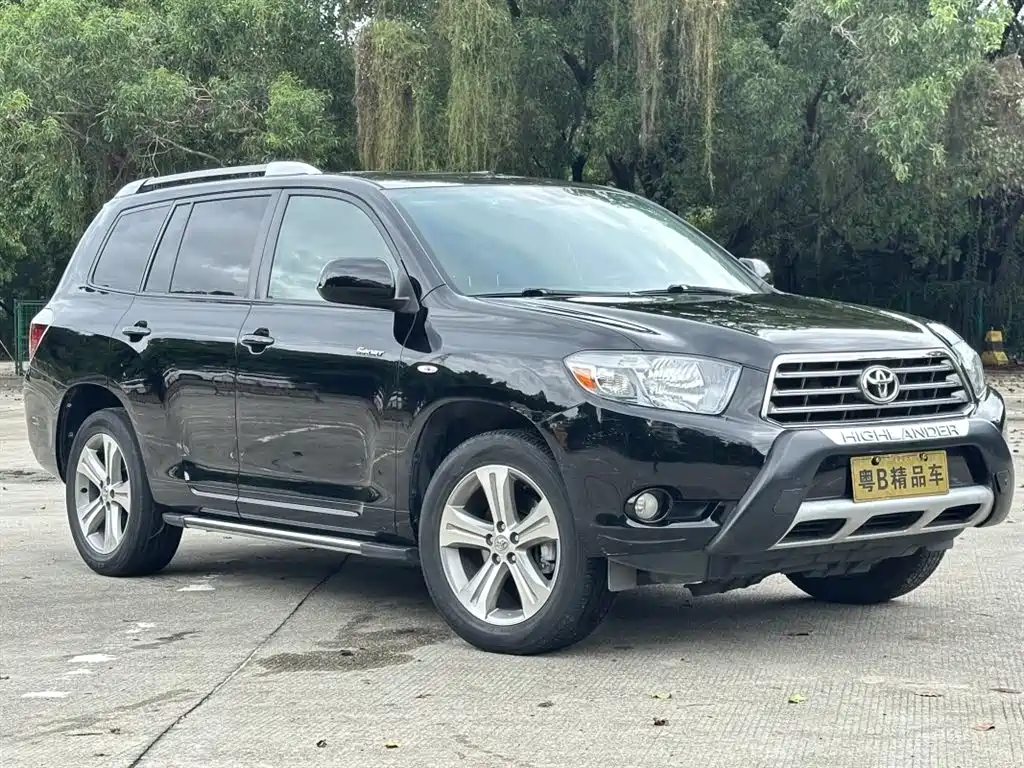 Toyota Highlander 2010 — фото 6