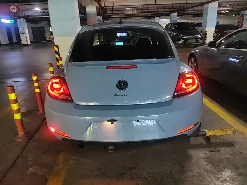 Volkswagen Beetle 2015
