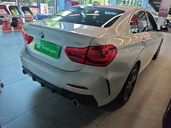 BMW 1 Series 2022