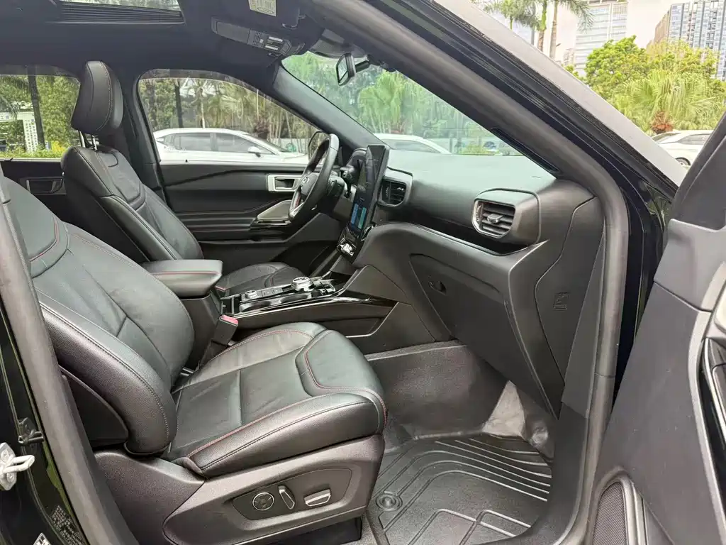 Ford Explorer 2021 — фото 11