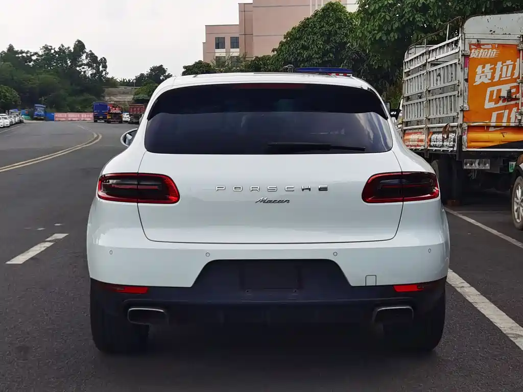 Porsche Macan 2018 — фото 5