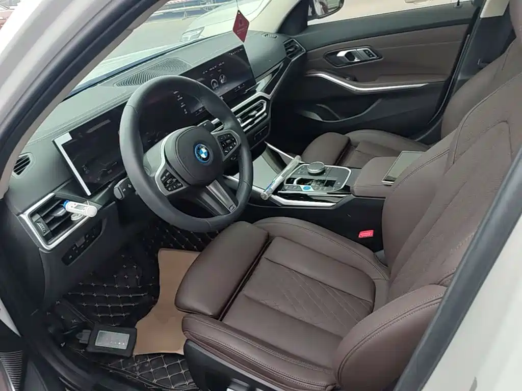 BMW i3 2023 — фото 15