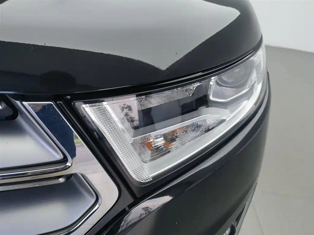 Ford Edge 2016 — фото 7