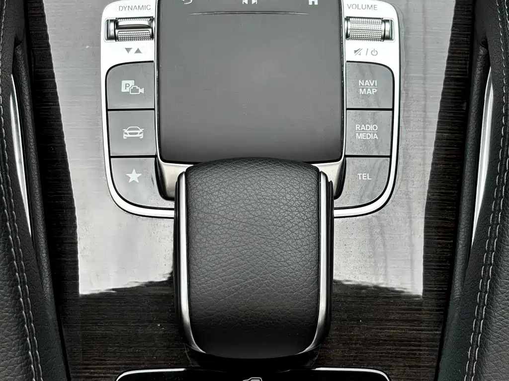 Mercedes-Benz GLE 2019 — фото 17