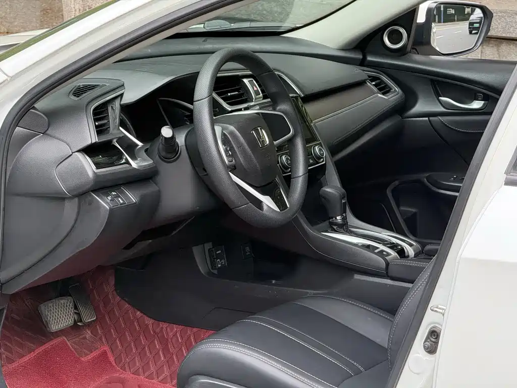 Honda Civic 2017 — фото 15