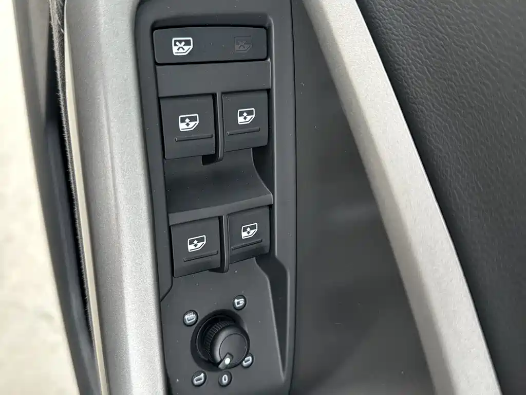 Audi Q3 2023 — фото 12