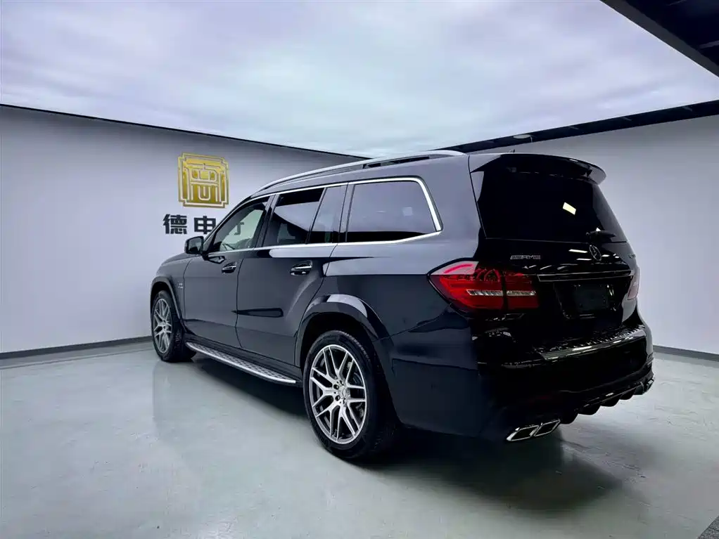Mercedes-Benz GLS AMG 2019 — фото 4