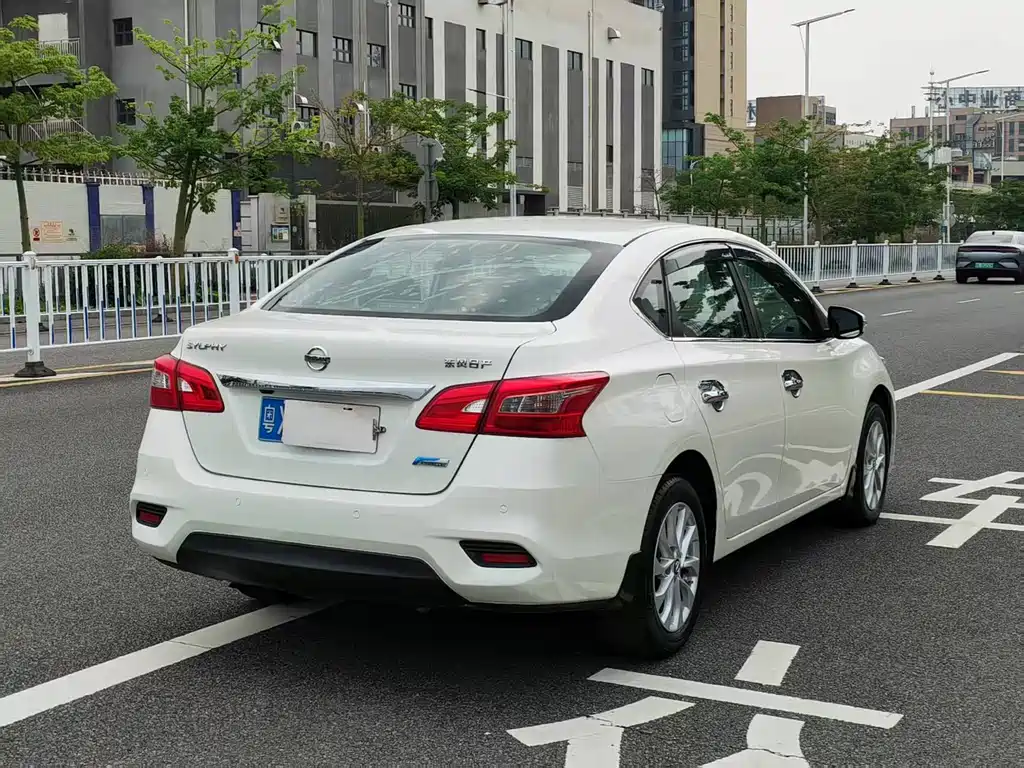 Nissan Sylphy 2016 — фото 7