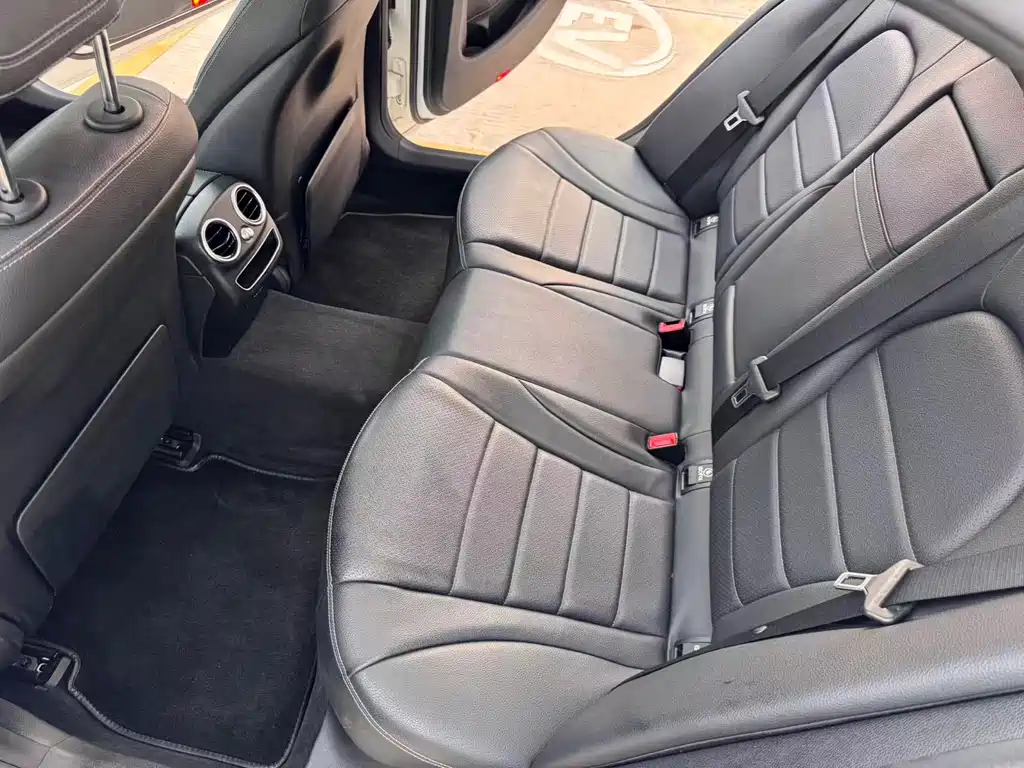 Mercedes-Benz C-Class 2019 — фото 8