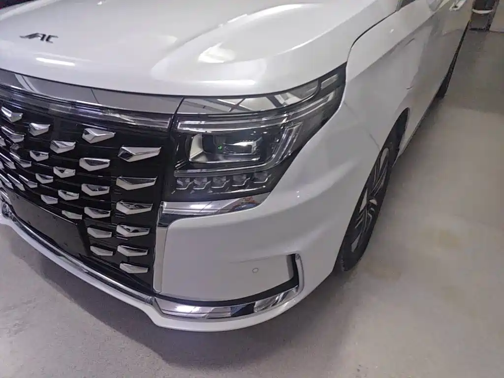 JAC Refine Refine RF8 PHEV 2025 — фото 24
