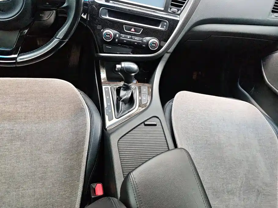 Kia K5 2015 — фото 16