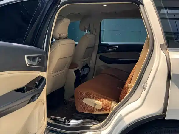 Ford Edge 2020
