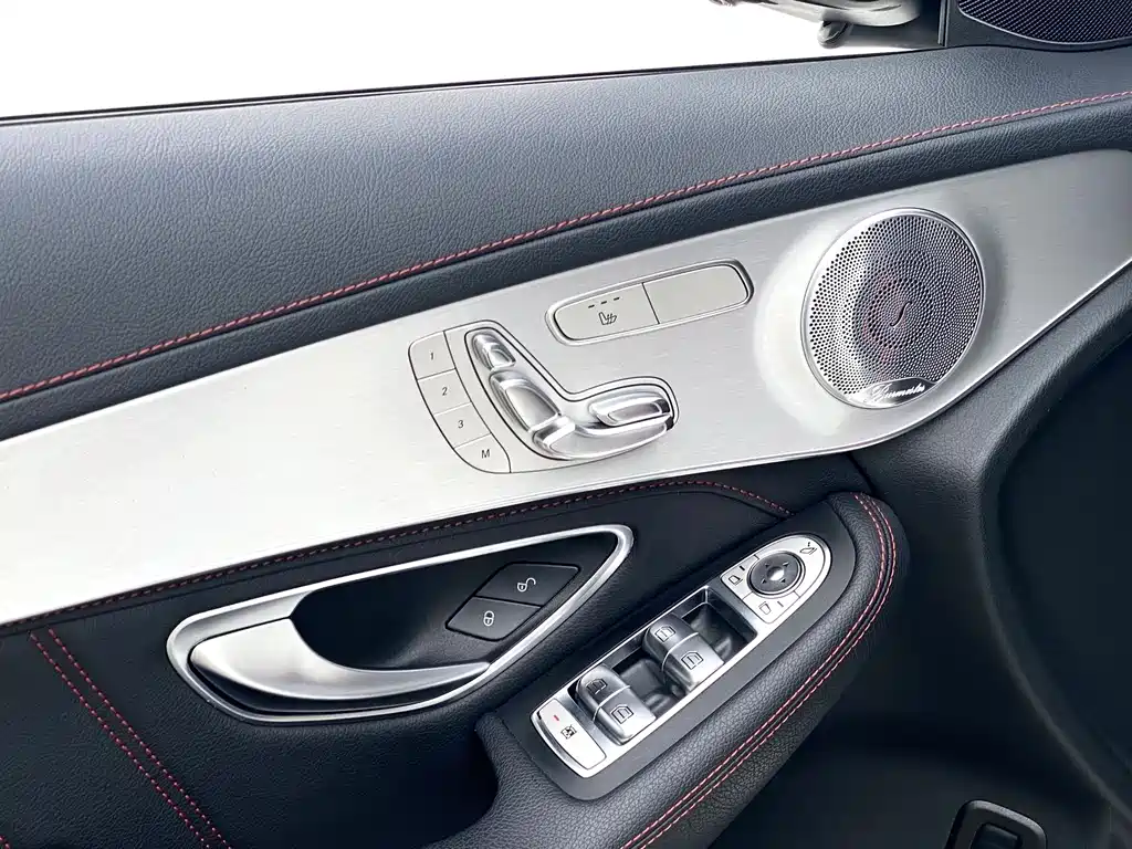 Mercedes-Benz GLC AMG 2018 — фото 18