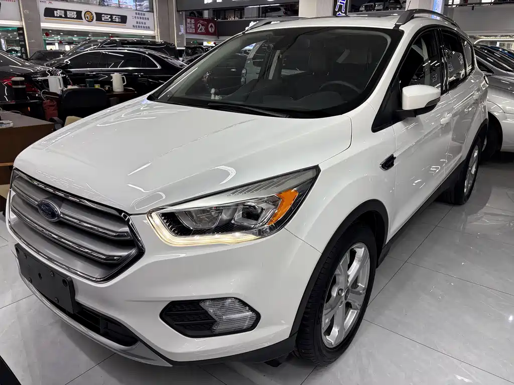 Ford Kuga 2017 — фото 1