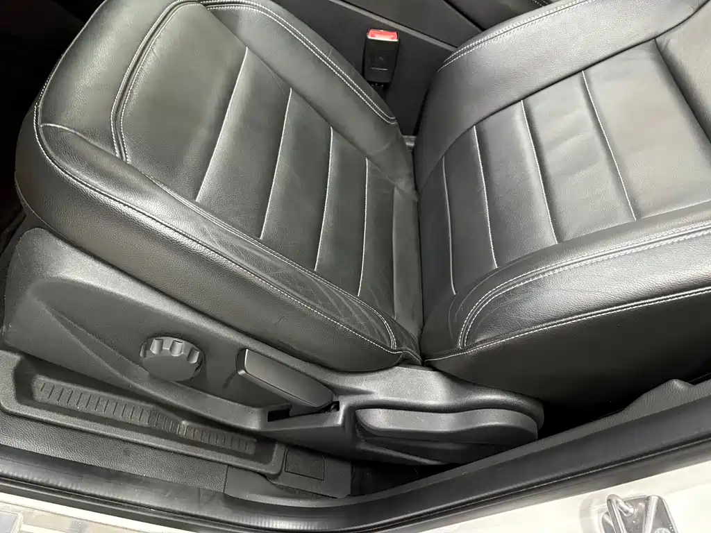 Ford Kuga 2017 — фото 14