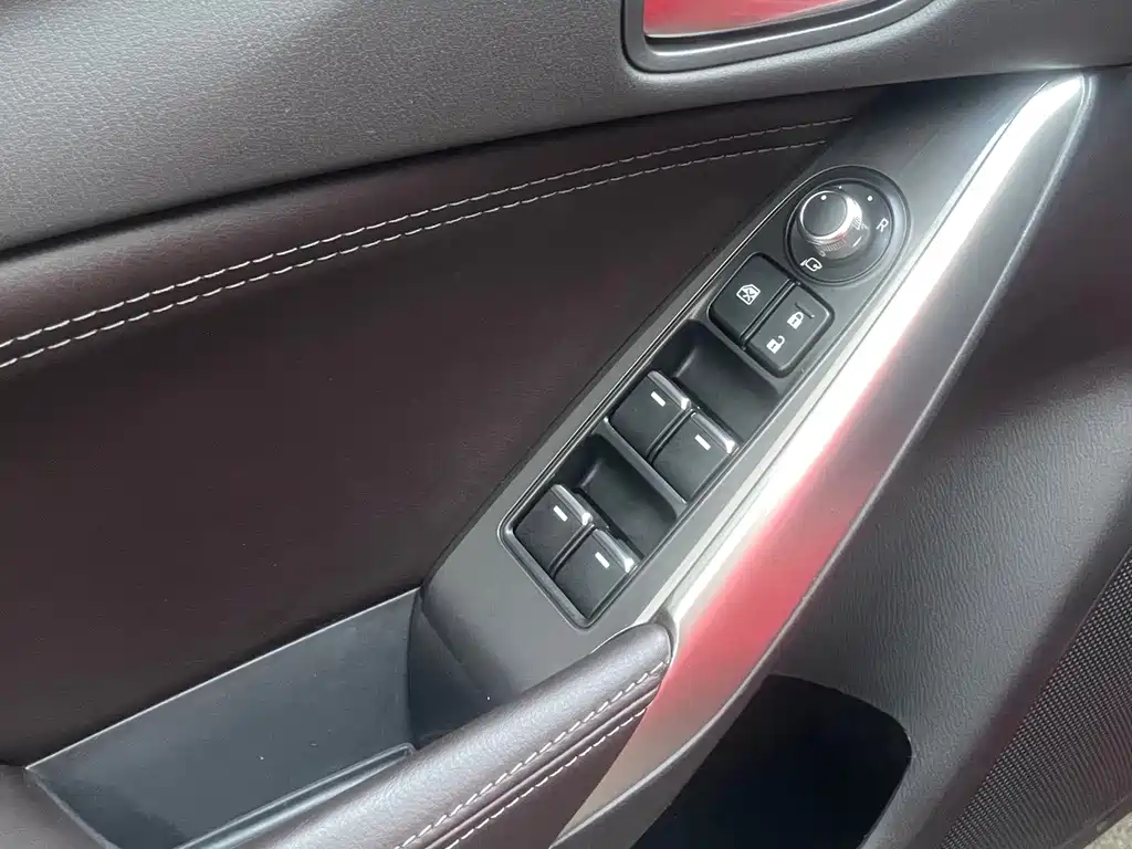 Mazda Atenza 2018 — фото 12