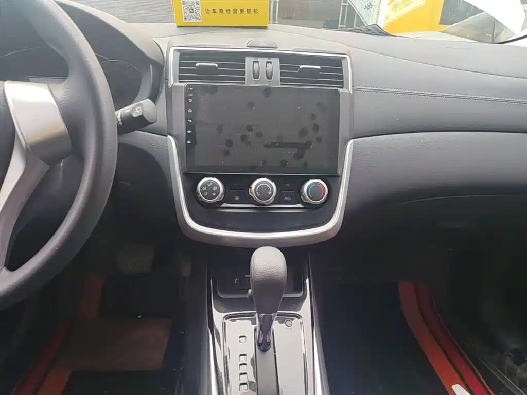 Nissan Tiida 2024 — фото 13