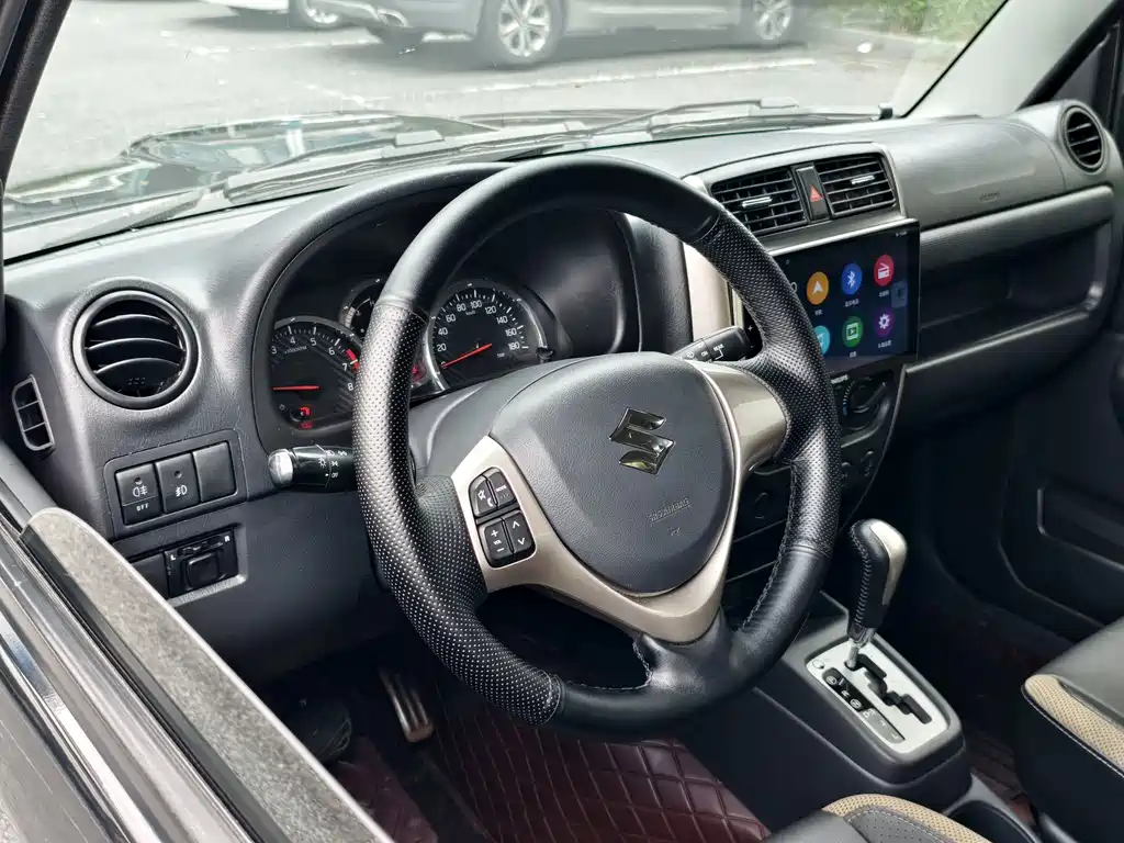 Suzuki Jimny 2018 — фото 12