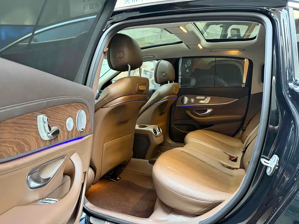 Mercedes-Benz E-Class 2020 — фото 5