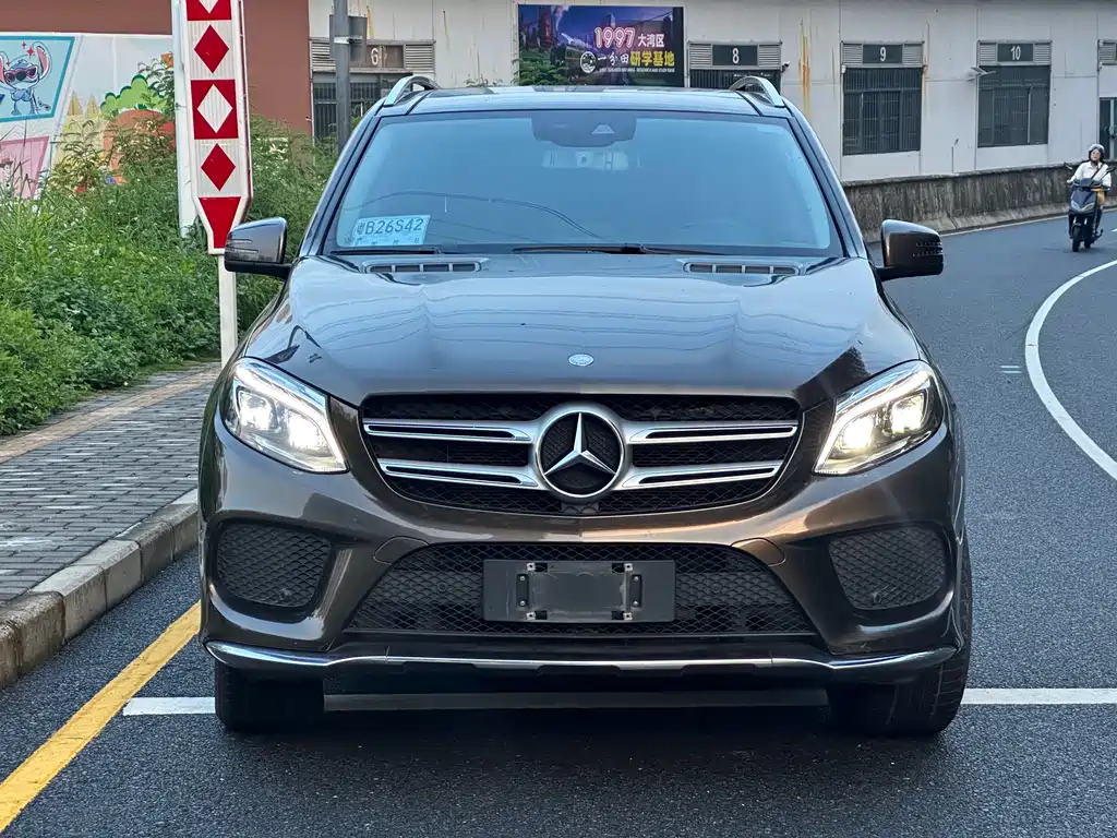Mercedes-Benz GLE 2016 — фото 3