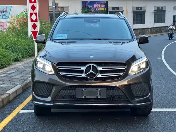 Mercedes-Benz GLE 2016