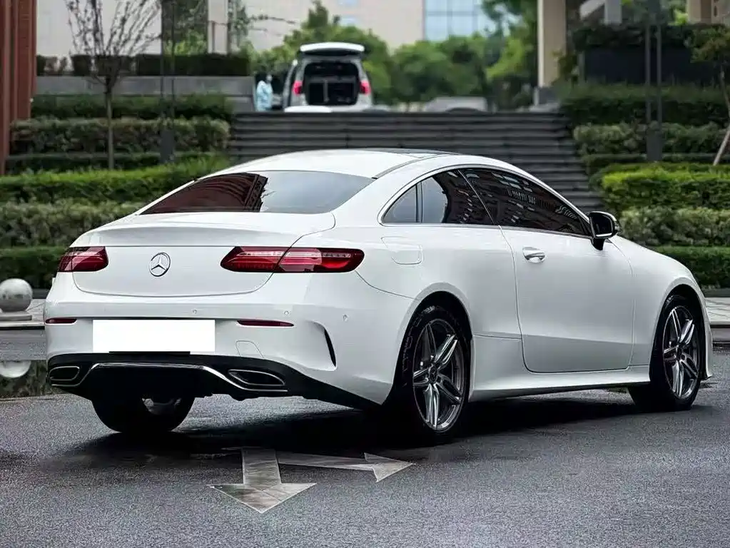 Mercedes-Benz E-Class 2019 — фото 8
