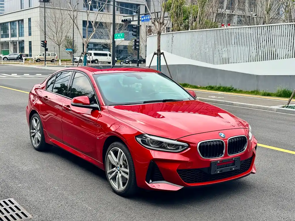 BMW 1 Series 2020 — фото 3