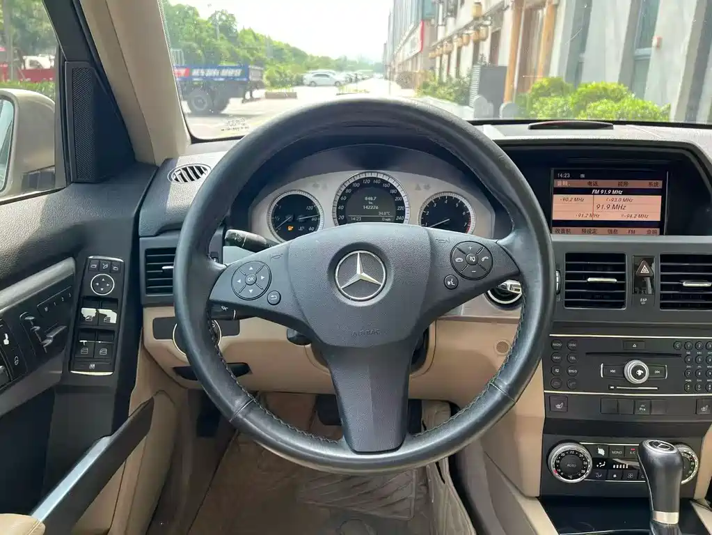 Mercedes-Benz GLK-Class 2010 — фото 8