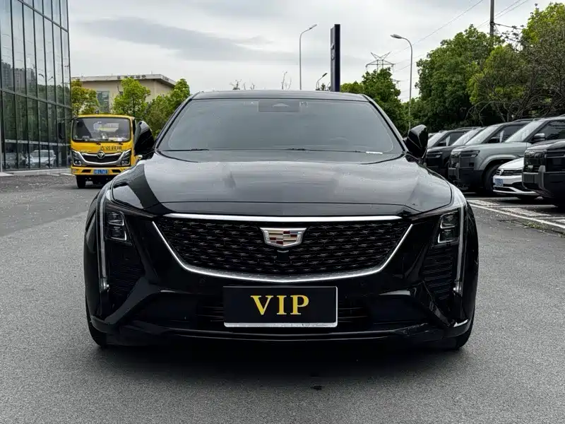 Cadillac CT5 2024 — фото 1