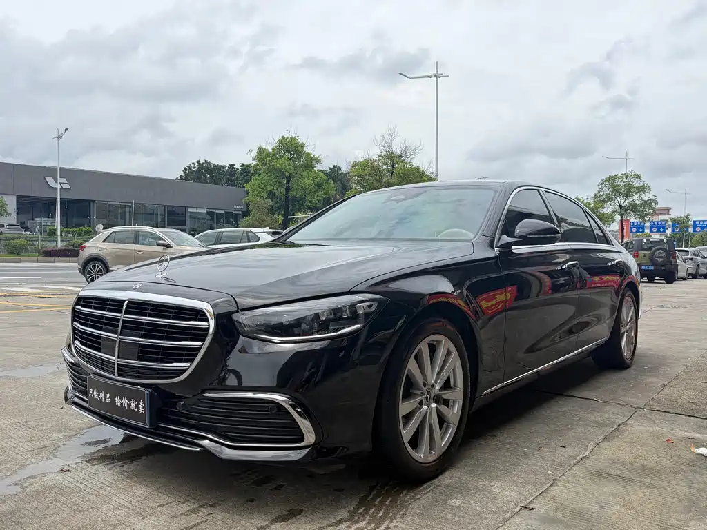 Mercedes-Benz S-Class 2022