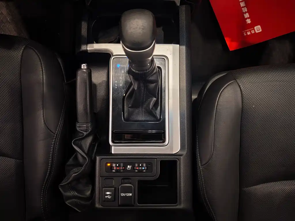Toyota Prado 2018 — фото 16