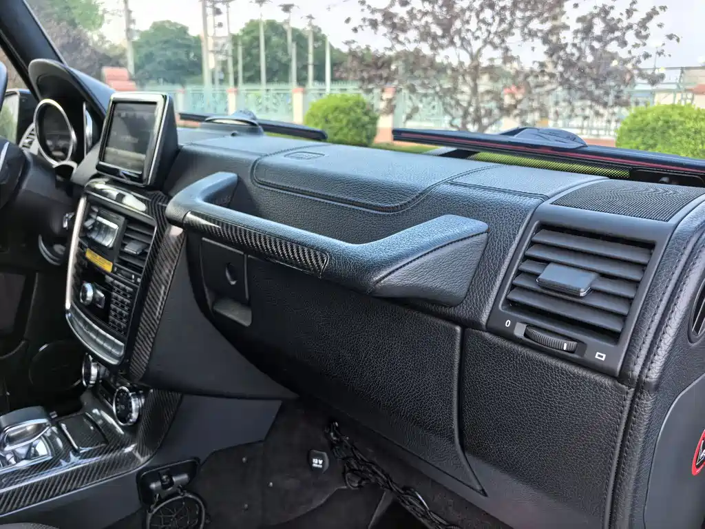Mercedes-Benz G-Class AMG 2015 — фото 16