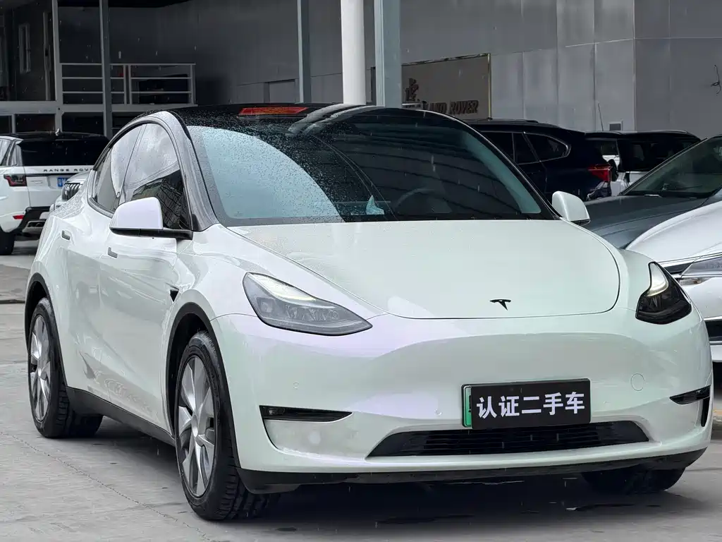Tesla Model Y 2022 — фото 3