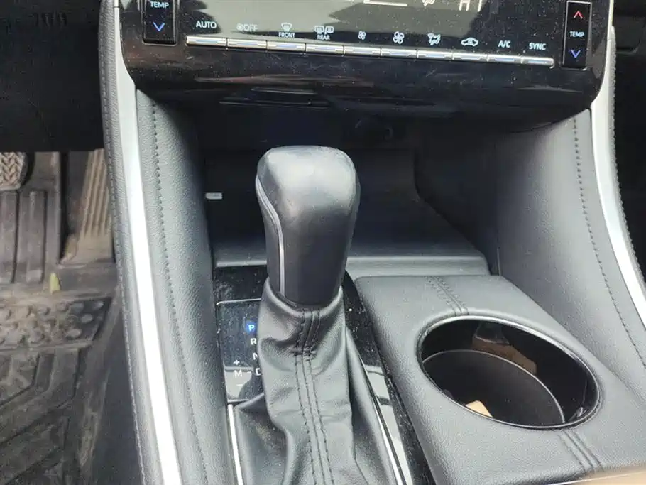 Toyota Avalon 2023 — фото 16
