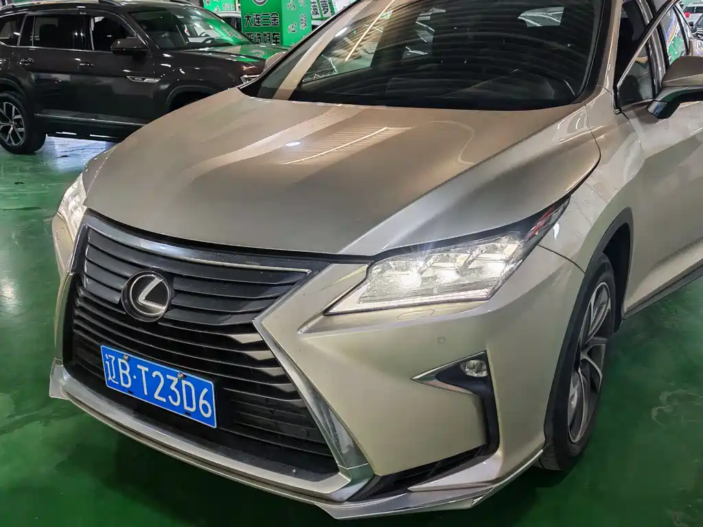 Lexus RX 2019 — фото 1