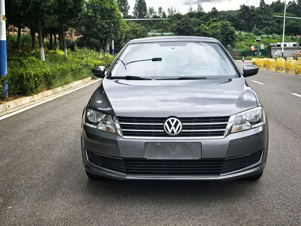 Volkswagen Lavida 2014