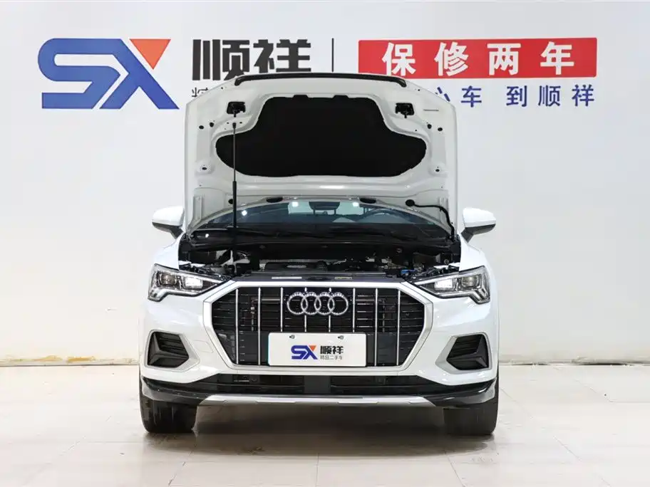 Audi Q3 2020 — фото 18