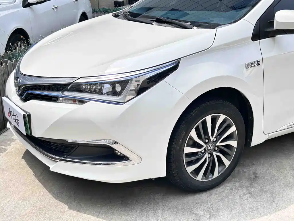 Toyota Corolla Hybrid 2020 — фото 5