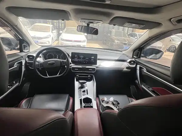 Geely Binyue 2021