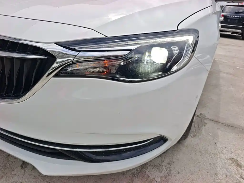 Buick Excelle 2018 — фото 24