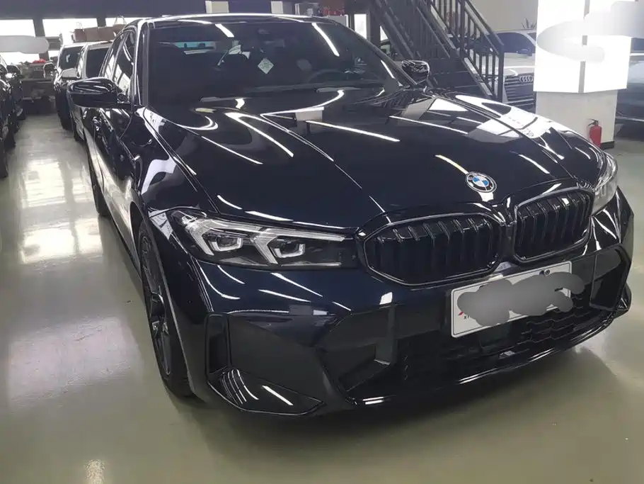 BMW 3 Series 2025