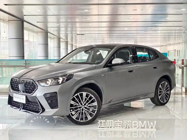 BMW X2 2024