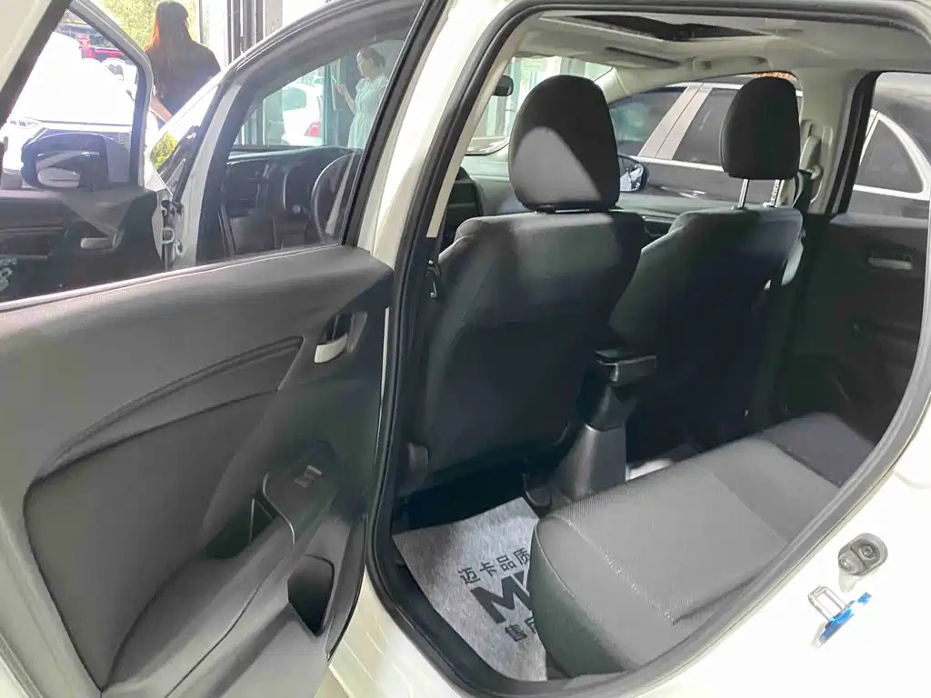 Honda Fit 2018 — фото 9