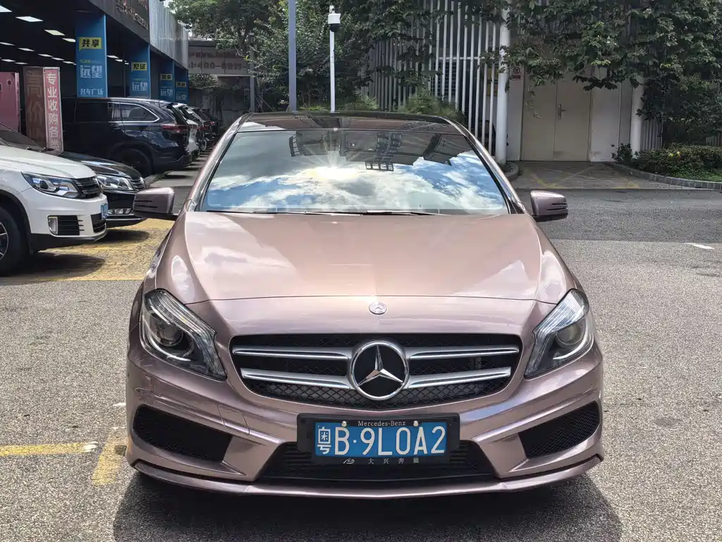 Mercedes-Benz A-Class 2015 — фото 4