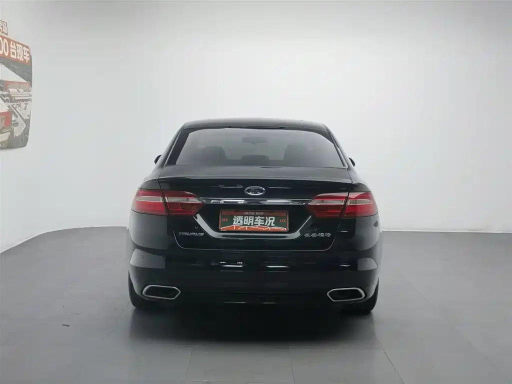 Ford Taurus 2016 — фото 4