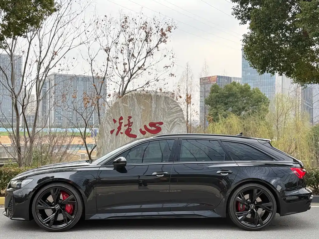Audi RS 6 2021 — фото 3