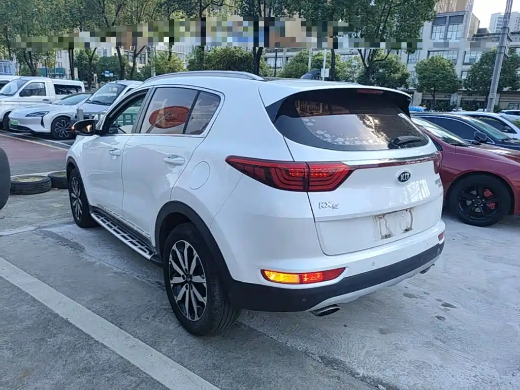 Kia KX5 2017 — фото 5