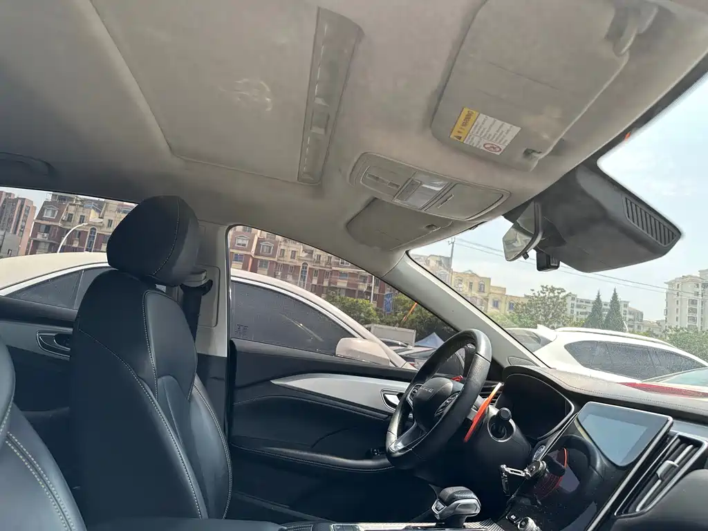 Roewe i6 MAX 2022 — фото 16